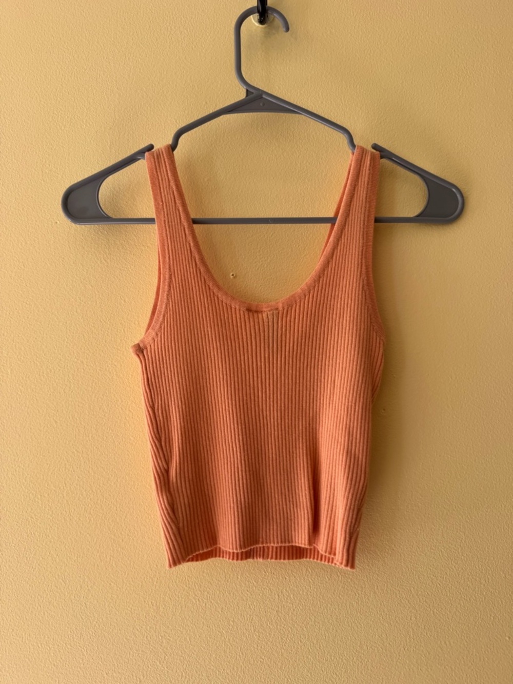 H&M Orange Ribbed Button-Front Crop Tank - Picture 2 of 3